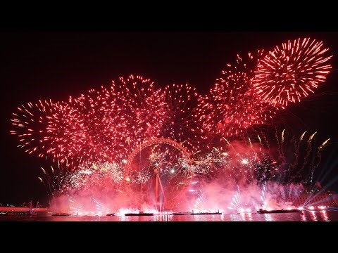London welcomes the New Year in spectacular style