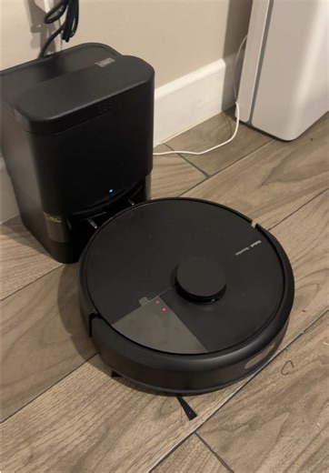 My Roomba Troubles: Why Won't It Charge?