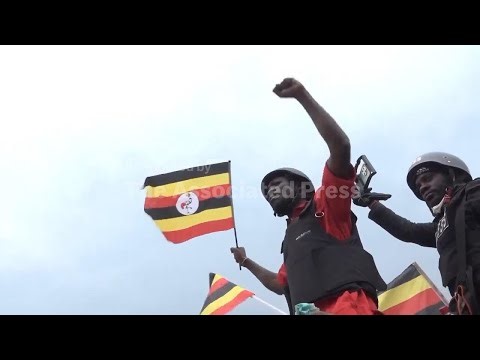 Thousands rally with Uganda opposition leader Bobi Wine ahead of election