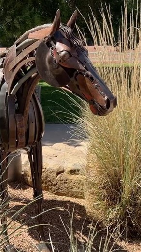 How many car parts can you find? ￼