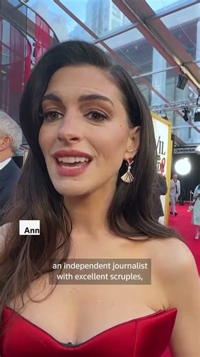 👠 Anne Hathaway reflects on 'The Devil Wears Prada'