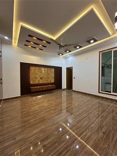 10 Marla Luxury House for Sale – Block C, Multi Gardens B-17 Islamabad | Modern Designer Home Prime Location | Ready-to-Move | Spacious 10 Marla Plot Property Features: • 4 spacious bedrooms with attached luxury bathrooms • 1 big servant room with attached stylish bathroom • 1 storeroom for extra storage • Modern drawing room with designer ceiling and elegant wallpaper • Luxurious TV lounge with wood-touch media wall and premium lighting • Fully equipped modern kitchen with top-quality woodwork,