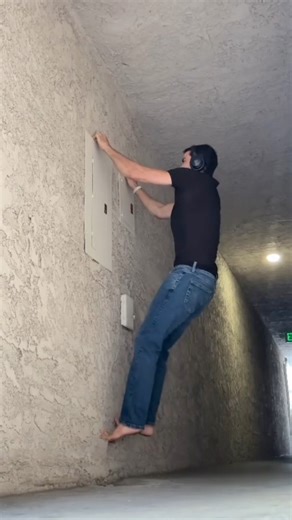 I Trained With The Real Life Spider-Man #calisthenics #challenge #bodybuilder #gym #muscle #fitness #strength #climber | Brandon William