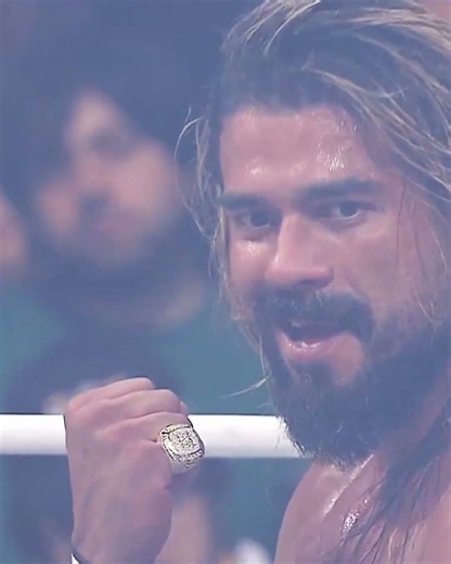 andrade el idolo has that 🧨💎💍