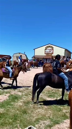 Beautiful last day of the Crazy Horse riders #indigenous #crazyhorse #culture #nativeamerican #fpy