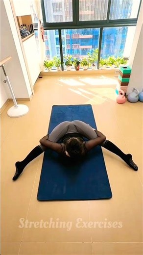 stretching exercises | good morning yoga | yoga for sore legs | yoga post workout #yogastretch #yoga