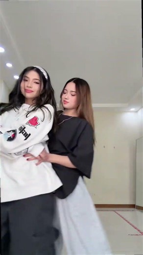 chachacha with me | FINIX: Zia, Aki