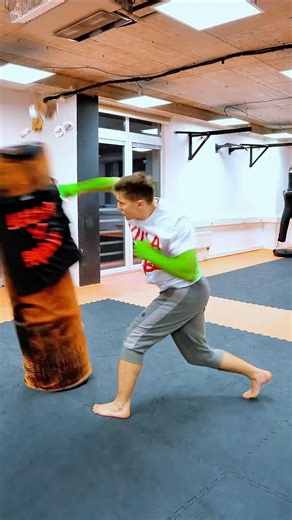 The MOST DANGEROUS boxing combos #boxing #tutorial