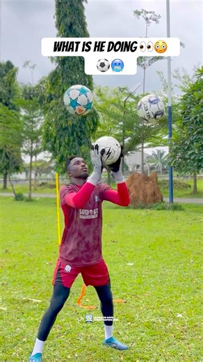 🚨WHAT IS THE PURPOSE OF THIS GOALKEEPER🧤TRAINING.??😳✍️ #football #goalkeepertraining #shorts