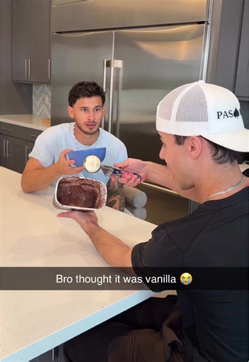 Viral Magic Tricks! #magic #magictrick #viral #fyp @rodrigonavarromagic @mackenzie sol @Mat Franco @The Magic Crasher