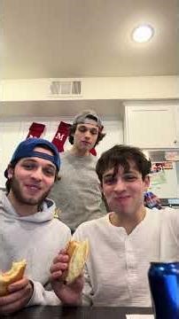 Approved caption: #PepsiPartner We don’t have any meal without @pepsi #FoodDeservesPepsi