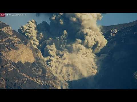 Apr 11, 2026: Large Semeru Volcanic Eruption Sends Rocks Tumbling in Indonesia