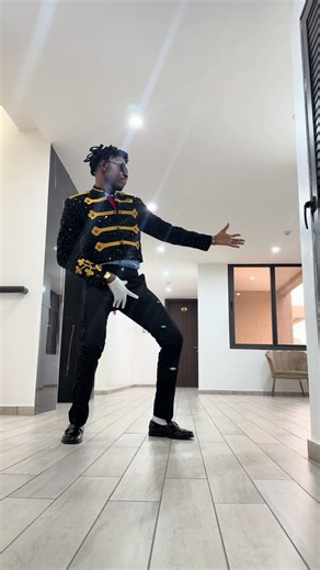 Performed at Rapperholic last night, woke up as Michael Jackson 😭😂🕺🏾 The song is a hit, but the dancing is still under investigation!!😄 Keep streaming Sweet ft. @Shatta wale ! 🔥🎶 #Sweet