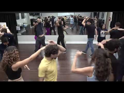 DOUBLE RUEDA CLASS! Fun Salsa Learning in Miami