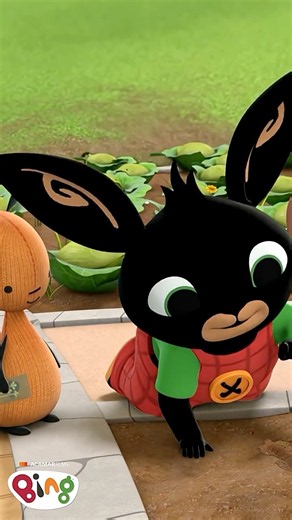 🌱 Bing and Sula are planting seeds today! | #Shorts | Bing Shorts