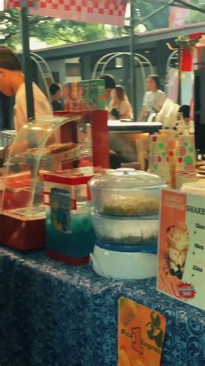 🎉🌴 Ongoing Araw ng Dabaw Bazaar at The Mangroves! 🌴🎉