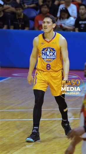 At the break, NLEX leads 53–47 over SMB 🏀 Robert Bolick already with 10pts 🥇🔥 #QFINALS 🔴 LIVE ON: PBA Rush, RPTV ch9, Pilipinas Live & One Sports YouTube! ➡️ Tickets available here: https://www.ticketnet.com.ph/ #PBA50 #PhilCup #PBA50LID | PBA