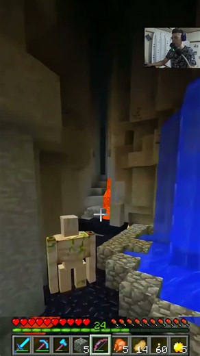 A LUZ PISCOU SOZINHA NO MEU MINECRAFT SINGLEPLAYER — Minecraft