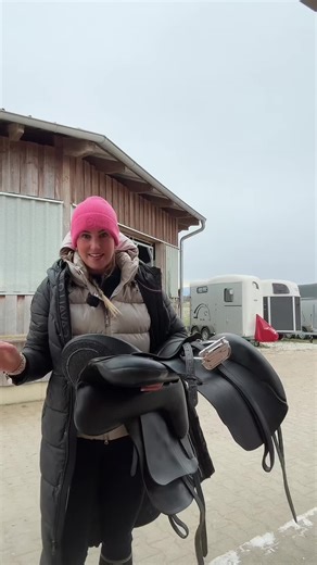 Insta: Fjordifaunita #reitsport #sattel #sattelkammer #dressur #dressage