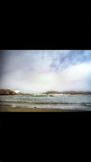 Waves, rocks, and a little Rhode Island drama | RI Image