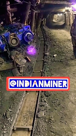 Scrapper Chain Conveyor At Underground CaolMine #Mining #miningmachinery #miningengineering #shorts