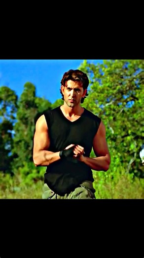 hrithik roshan amazing attitude ￼entry scene in dhoom 2 🔥🔥#viralshorts #shorts #edit