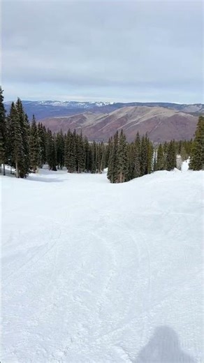 Aspen Colorado Skiing on the Busiest Day… With NO ONE There?!