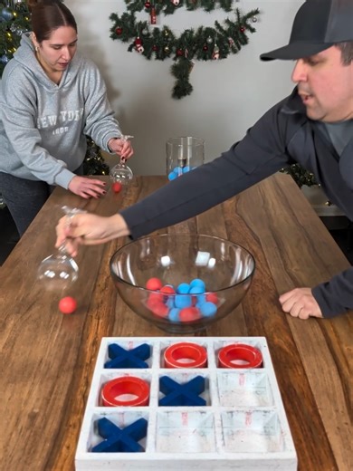 Reto de las Copas y Ping Pong: Diversión en Familia