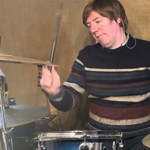 Nirvana - smells like teen spirit. Fill-in out of intro.