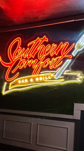 Black Owned Brockton on Instagram: "Southern Comfort moved from Bridgewater to Brockton and they did not come to play. Pull up to 16 L St. Main entrance is in the back. Bartender was on point, food hit the table right on time, mac and cheese was smacking, greens were serious. Shout out to the owners for letting us DJ out front all night. #BrocktonEats #SouthernComfort #MassEats #SoulFood #MacAndCheese Greens BlackOwned BrocktonMA FoodTok DinnerVibes DJNight"