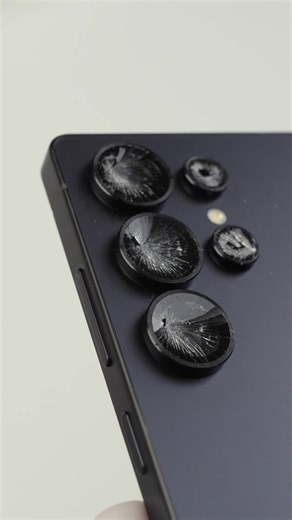 Get the S25 Ultra now, or wait for the S26 Ultra? #ASMR #ASMRMagic #FLOLABInstall #galaxys25ultra #samsunggalaxys25ultra #screenprotector #iphonerepair #screenprotectorinstallation #screenrepair #antiglarescreen #antireflectives #antireflective #bestscreenprotector