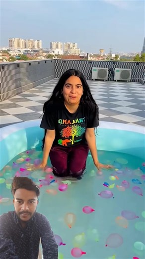 Balloon Fight ⚽ priyalkukreja vs Dushyant #shorts #youtubeshorts #viral #funny