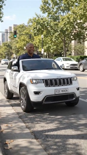 2022 Jeep Grand Cherokee WK Limited | Mini Jeep, Big Street Presence! 🚙