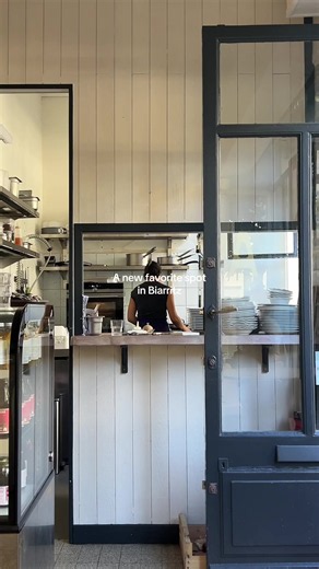 Biarritz café recommendation: Arlo — new favorite spot