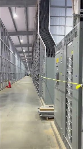 Inside the World’s Largest Bitcoin Mine 🪙⚡