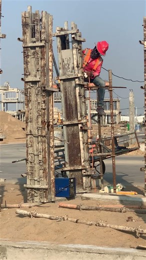 Advanced Concrete Column Formwork Setup & Welding Process