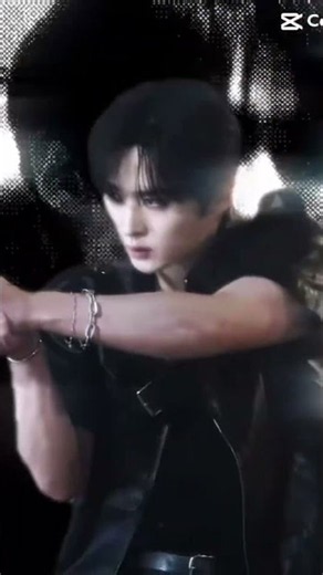 Lee Know edit! (2/8 members) #leeknow #straykids #kpop #edit