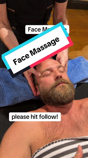 Deep facial massage. This was me demonstrating face massage on a recent massage training course in North Devon. #facemassage #facialmassage #davetaylormassage #raynormassage