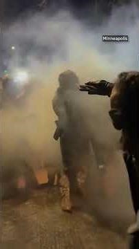 Federal judge: ICE agents cannot detain or tear gas peaceful protesters