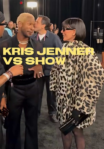 Kris Jenner’s outfit for the VS Fashion show #krisjenner #kyliejenner #kardashians #hermeskelly #timotheechalamet