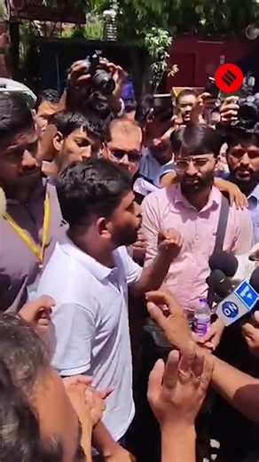 "Show Aadhaar to Protest?" Dipke Confronts Delhi Police at Jantar Mantar