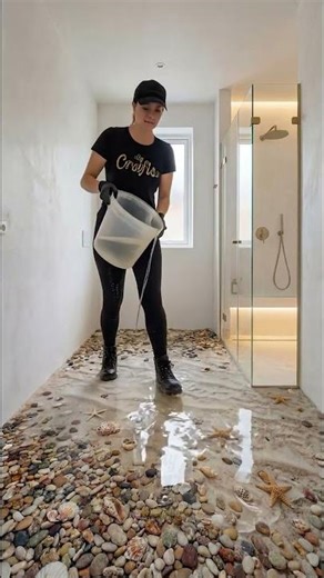 This Bathroom Floor Becomes a Beach With Epoxy Resin