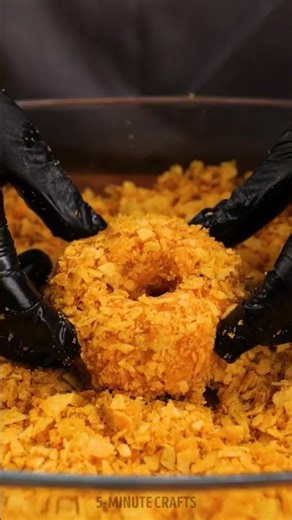 Crispy Onion Rings Turned Into Chips! 😋 🧅