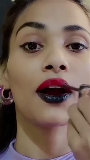 black + Red lipstick hack 🖤♥️ #lipstick #challenge #cute #shorts #makeup