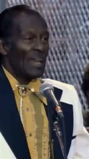 Chuck Berry & Bruce Springsteen 🔥🎸 “Johnny B Goode” Legends on One Stage! #Shorts