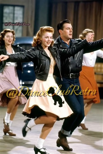 Johnny B. Goode - Chuck Berry | #shorts #danceshorts #retrodance #vintagedance
