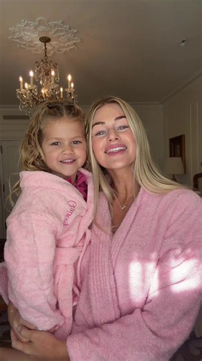 Barbie nutcracker premiere READY🩷✨🎀 filmed the ending after we got home from the BEST DAY EVER! #transition #momanddaughtergoals #momsoftiktok