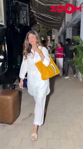 Shilpa Shetty Turns Heads During Her Andheri Appearance!