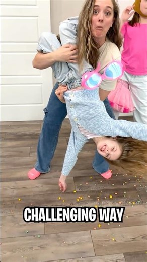 👶EASY vs HARD vs WEIRD Mode!! 😱