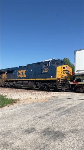 CSX power on BNSF